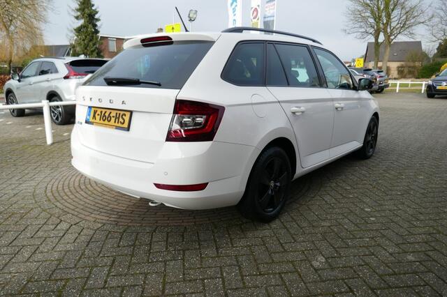 Skoda FABIA 1.0 TSI SPORT BUSINESS AIRCO/APPLE CARPLAY ANDROID AUTO/NL AUTO