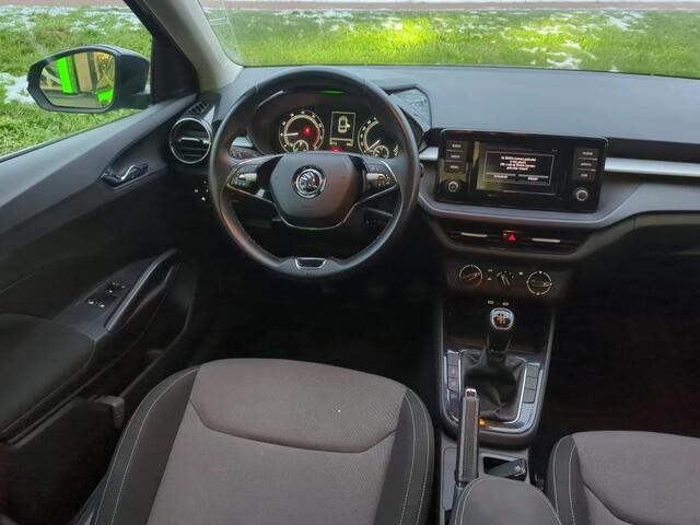 Skoda FABIA 1.0 TSI Ambition LED / PDC