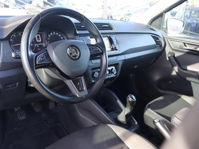 Skoda FABIA Combi 1.0 TSI AMBITION + TREKHAAK | NAVIGATIE | CLIMATE | CRUISE | LMV