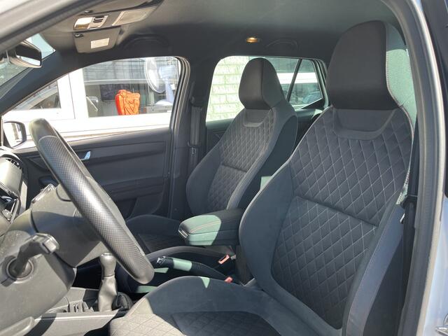Skoda FABIA 1.0 TSI Sport business / KEYLESS/ SMARTLINK/ CRUISE CONTROL/ PARKEER SENSOREN/ DAB/ NAVI/ CLIMA/ 15'' LMV