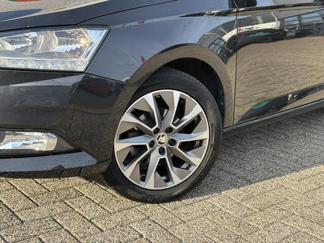 Skoda FABIA Combi 1.0 TSI Business Edition / Trekhaak / Cruise Control / Applecarplay/AndroidAuto /