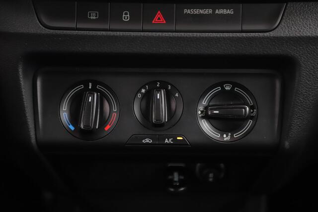 Skoda FABIA Combi 1.0 TSI Business Edition 95PK 16 inch LMV Navigatie Carplay Android Airco Cruise Control Parkeersensor