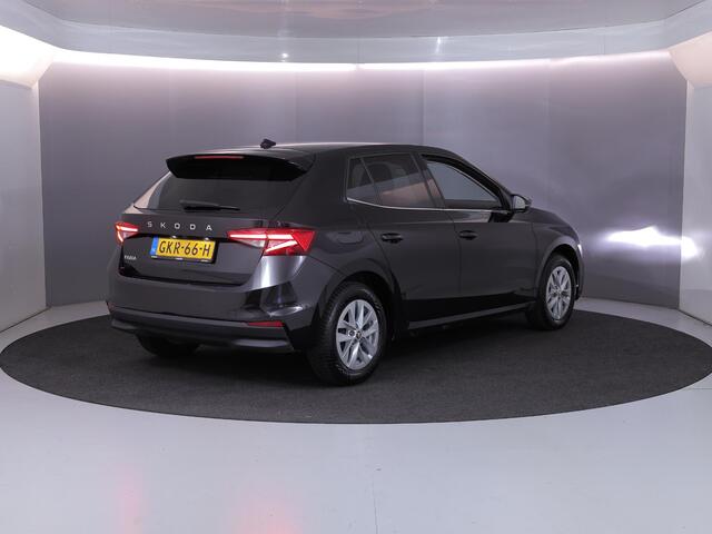 Skoda FABIA 1.0 TSI Business Edition 95 pk | Verlengde garantie | Navigatie via App | Parkeersensoren | Achteruitrijcamera | LED koplampen | Stoelverwarming |