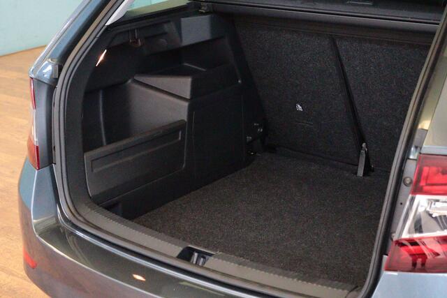 Skoda FABIA Combi 1.0 TSI Ambition | NAVI | AIRCO | PDC ACHTER | CRUISE | TREKHAAK |