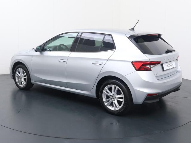 Skoda FABIA 1.0 TSI Business Edition | 115 PK | Automaat | Multifunctioneel stuurwiel | Cruisecontrol | Achteruitrij camera |