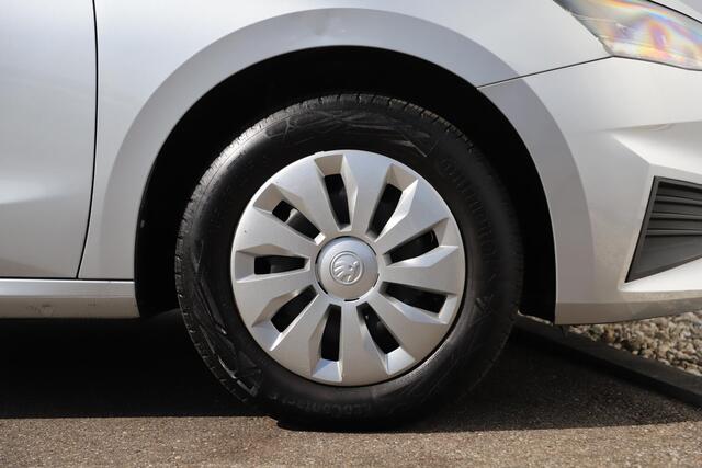 Skoda FABIA 1.0 TSI Ambition 95PK Carplay Android Navigatie Airco Cruise Control Parkeersensor