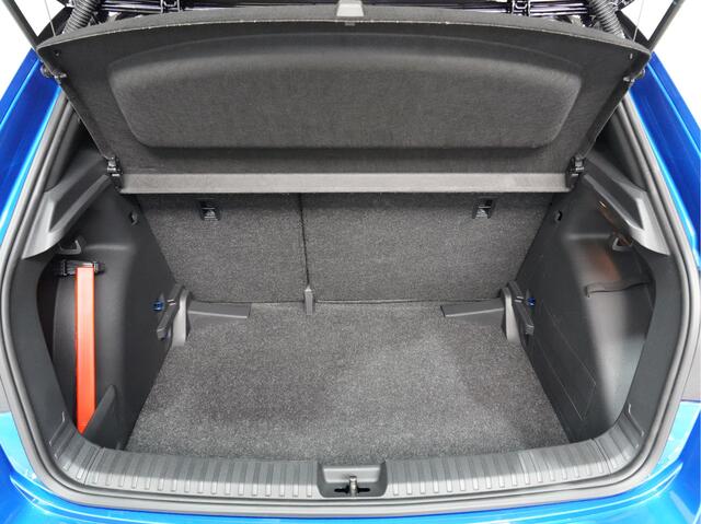 Skoda FABIA 1.0 TSI DSG Monte Carlo Camera | Apple CarPlay/Android Auto | LED | Keyless | 16" LM 174