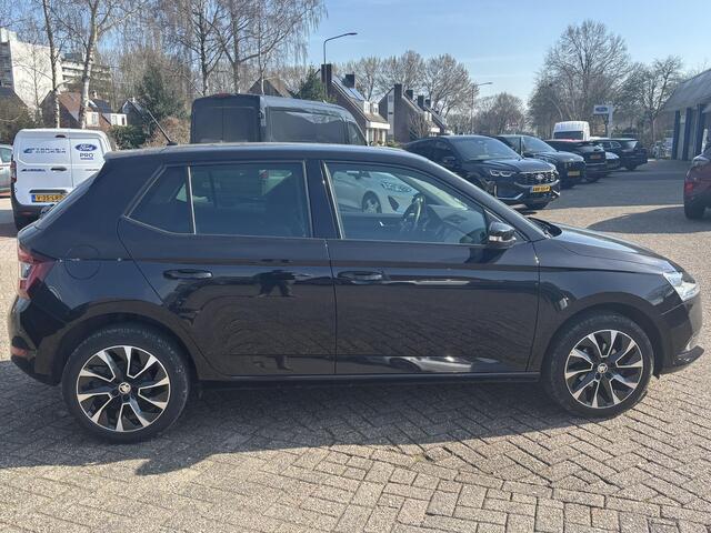 Skoda FABIA 1.0 TSI Business Edition | 42.000 km | Navigatie | L.M. velgen.