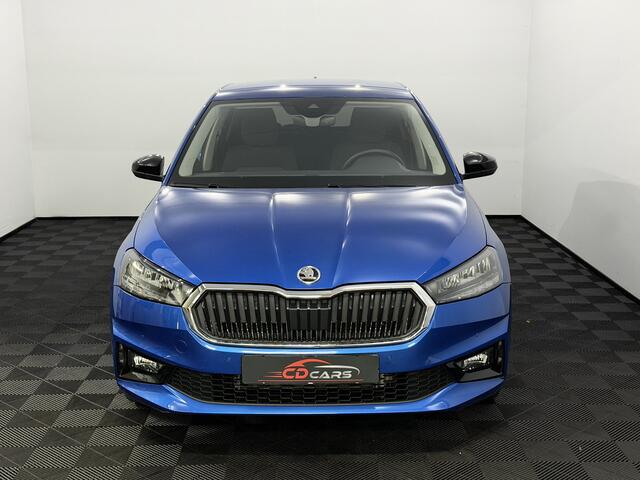 Skoda FABIA 1.0 TSI Business Edition Camera, Apple carplay, Keyless start, Virtual desk, Airco, Stoelverwarming, A start stop, Cruise control, Lichtmetalen velgen