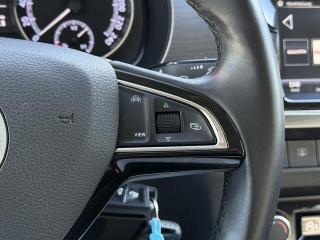 Skoda FABIA BWJ 2019 | 1.0TSI 96PK Clever | TREKHAAK | CLIMA | NAVIGATIE | CRUISE | PDC | LICHTMETAAL | CARPLAY |