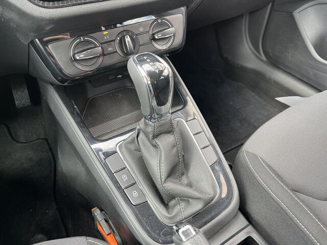 Skoda FABIA 1.0 TSI Selection / GARANTIE TM 07-2029/ AUTOMAAT/ SMARTLINK/ PARKEERSENSOREN/ CRUISE CONTROL/ DIGITAL DASHBOARD/ KEYLESS/ DAB/ AIRCO/ 15'' LMV