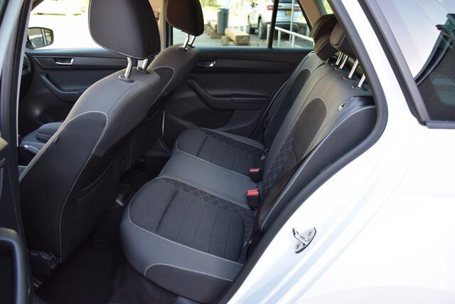 Skoda FABIA Combi 1.0 TSI 96PK Ambition | Org. NL | Incl. BOVAG Garantie | Adaptive Cruise Control | Parkeersensoren V&A | 16'' Velgen | Automatische Airco | Apple Carplay/Android Auto |