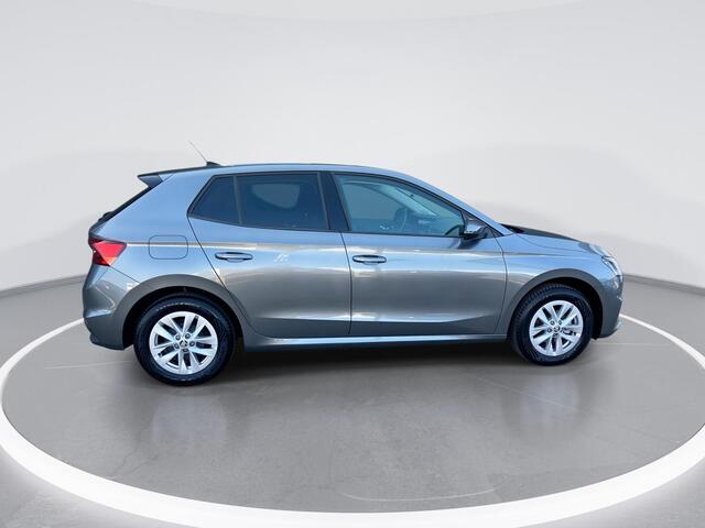 Skoda FABIA 1.0TSI/95PK Ambition · Navigatie · Apple/Android Car Play · Parkeersensoren · Garantie t/m 24-08-2026 of 100000km
