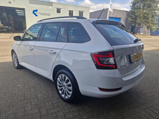 Skoda FABIA Combi 1.0 TSI Ambition | 95PK | Apple Carplay / Android Auto | Cruise