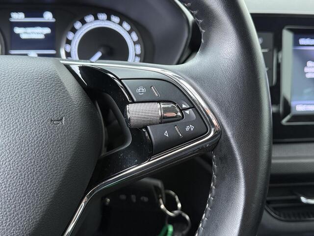 Skoda FABIA 1.0 TSI Ambition | 95 PK | Adaptive cruise control | Climate control | Apple Carplay/Android Auto |