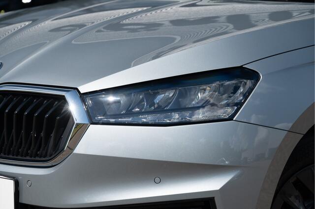 Skoda FABIA 1.0 TSI Selection | Navi by App | Camera | Clima | Stoelverw. | PDC V+A | Keyless