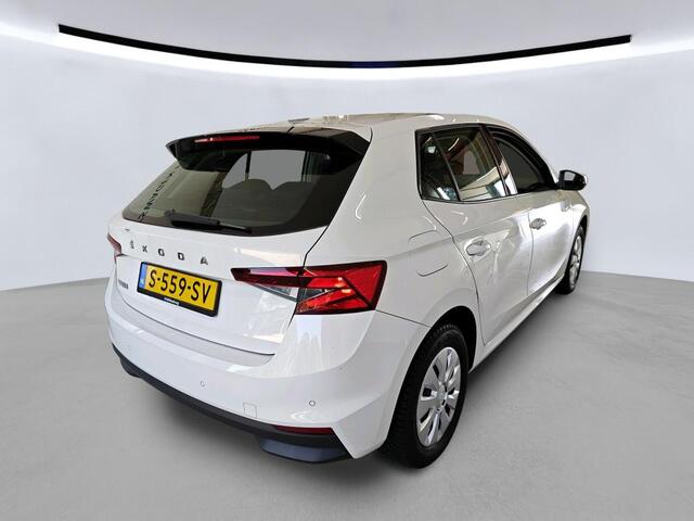 Skoda FABIA 1.0 TSI Ambition / Apple Carplay / Parkeersensoren / Cruise Control