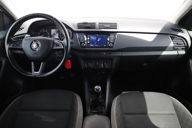 Skoda FABIA Combi 1.0 TSI Ambition Trekhaak Navigatie Carplay Android Airco Cruise Control