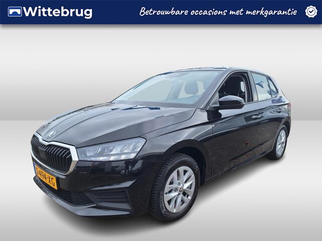 Skoda FABIA 1.0 TSI Ambition LED verlichting / Cruise control / Airco / Navigatie / App-connect