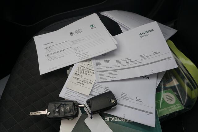 Skoda FABIA Combi 1.0 TSI Drive | CLIMATE | STOELVERW. | CARPLAY/ NAVI | PDC |
