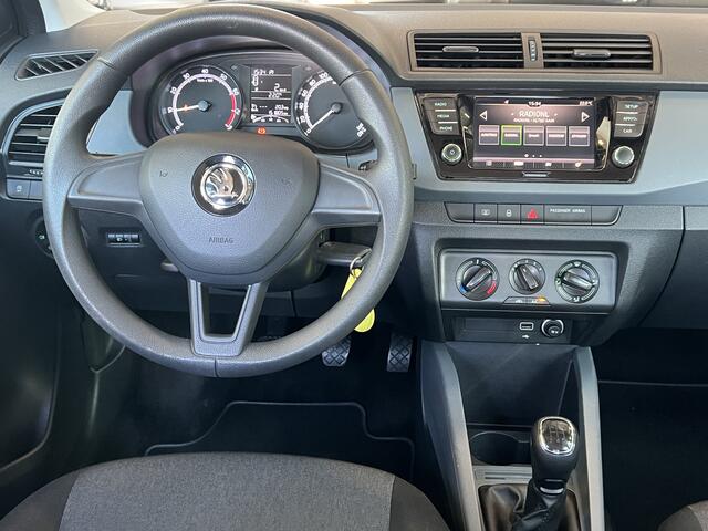 Skoda FABIA 1.0 5 Drs Active Trekhaak Airconditioning Lichtmetalen Velgen Bluetooth Elek Pakket 5 deuren Apk 07/2027