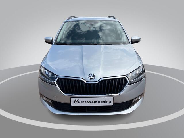Skoda FABIA Combi 1.0 TSI Ambition · Apple/Android Car Play · Navigatie · Trekhaak · Airco · Cruise Control · P-Sensoren ·