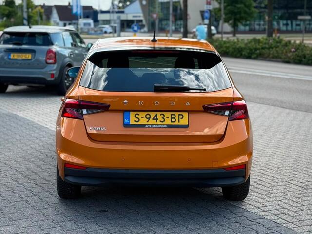Skoda FABIA 1.0 TSI CARPLAY PDC VOOR EN ACHTER CRUISE AIRCO