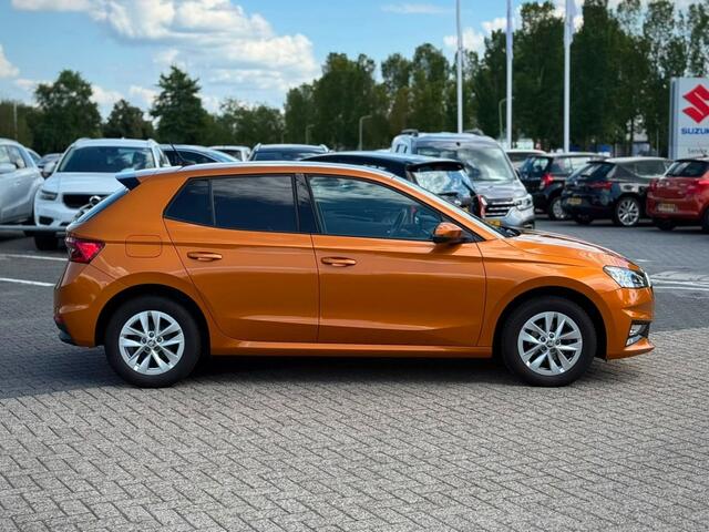 Skoda FABIA 1.0 TSI CARPLAY PDC VOOR EN ACHTER CRUISE AIRCO