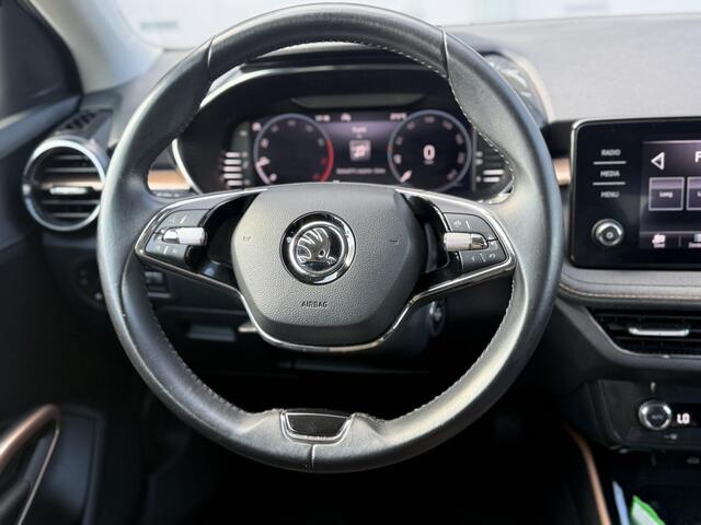 Skoda FABIA 1.0 TSI Business Edition | Keyless | Carplay | Climate Control | Parkeersensoren Achterzijde |