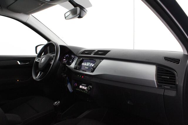 Skoda FABIA Combi 1.2 TSI Drive > Trekhaak/All season banden/Apple CarPlay / Android Auto