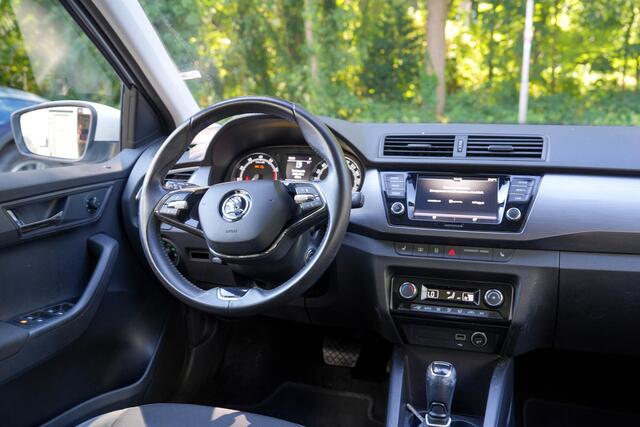 Skoda FABIA 1.0 TSI Ambition | Automaat | Camera | Carplay | Stoelverwarming | Climate