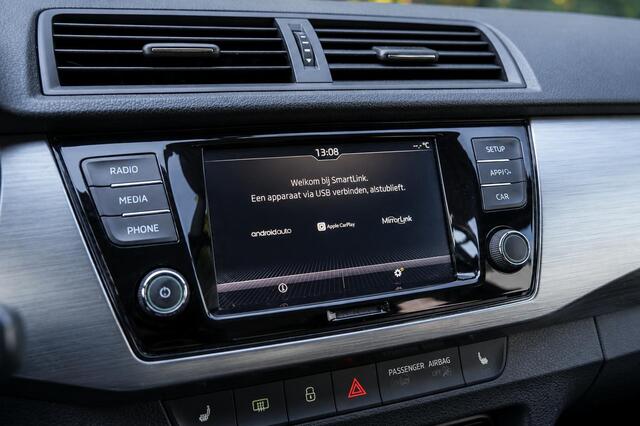 Skoda FABIA 1.0 TSI Ambition | Automaat | Camera | Carplay | Stoelverwarming | Climate