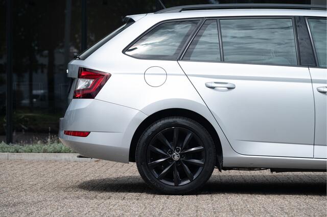 Skoda FABIA Combi 1.0 TSI Sport Business | Navi by App | Cruise | LED | PDC