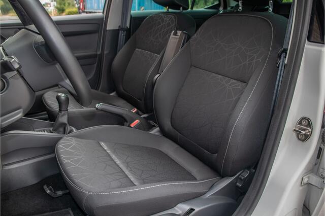 Skoda FABIA 1.0 TSI Clever, Origineel NL, Navigatie, PDC, Airco, Cruise control.