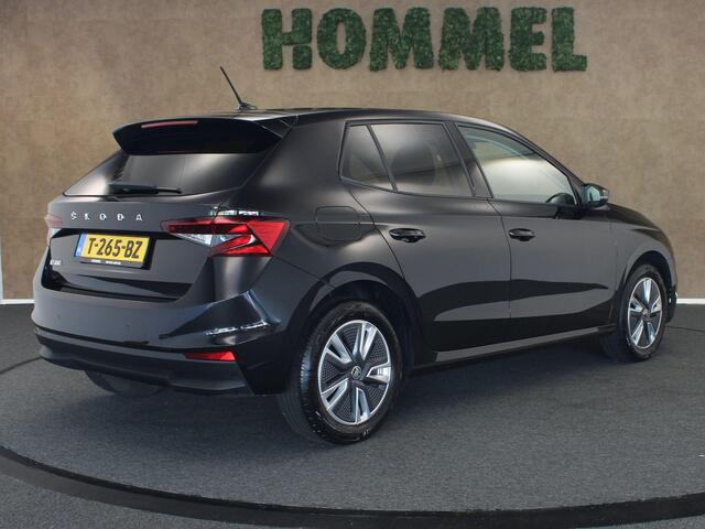 Skoda FABIA 1.0 TSI Ambition - ORIGINEEL NEDERLANDSE AUTO - AIRCO - APPLE CARPLAY/ ANDROID AUTO - PARKEERSENSOREN ACHTER - CRUISE CONTROL - 4 X ELEKTRISCHE RAMEN - BUITENSPIEGELS ELEKTRISCH VERSTELBAAR EN VERWARMBAAR - LAGE KILOMETERSTAND