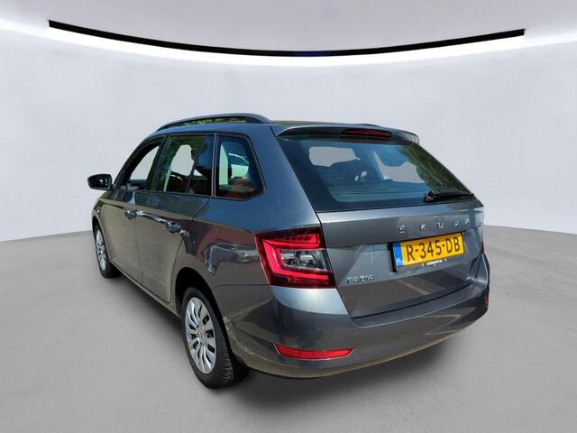 Skoda FABIA Combi 1.0 TSI 95pk Ambition / Navigatie / Parkeersensoren Achter