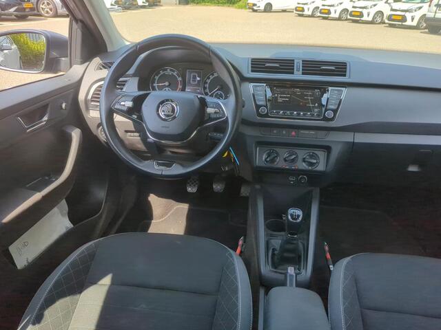 Skoda FABIA Combi 1.0 TSI 95pk Ambition / Navigatie / Parkeersensoren Achter