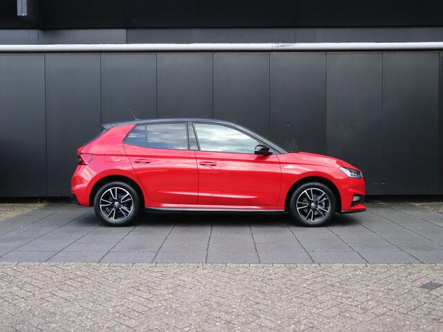 Skoda FABIA 1.0 TSI Monte Carlo | AUT. | SPORTSTOELEN | CAMERA | STOELVERW. | CRUISE | NAVI | APPLE CARPLAY |
