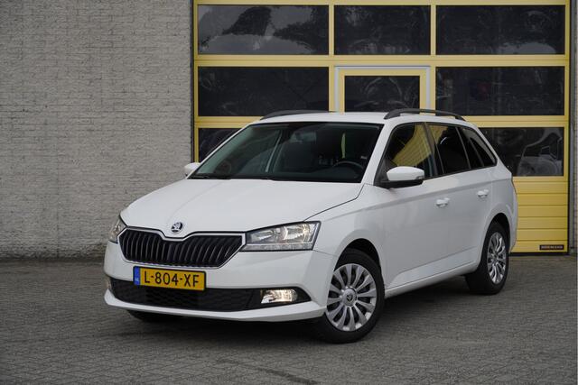 Skoda FABIA Combi 1.0 TSI Ambition BJ2021 Led | Pdc | Trekhaak | App-Connect | Airco | Cruise control | Extra getint glas