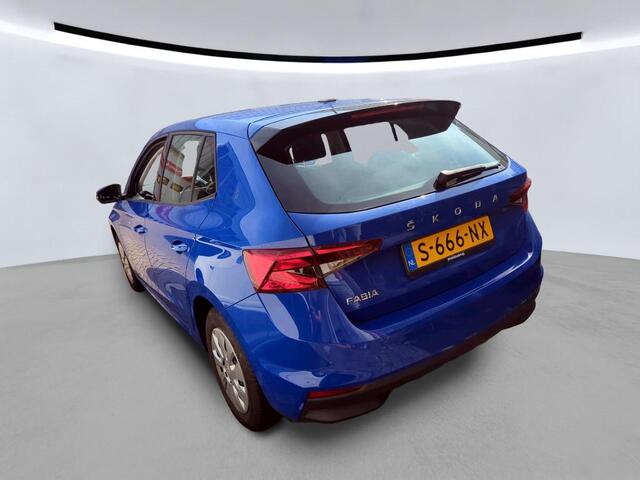 Skoda FABIA 1.0 TSI Ambition / ZEER ZUINIG/ CRUISE/ PARKEER SENSOREN/ AIRCO/ RADIO