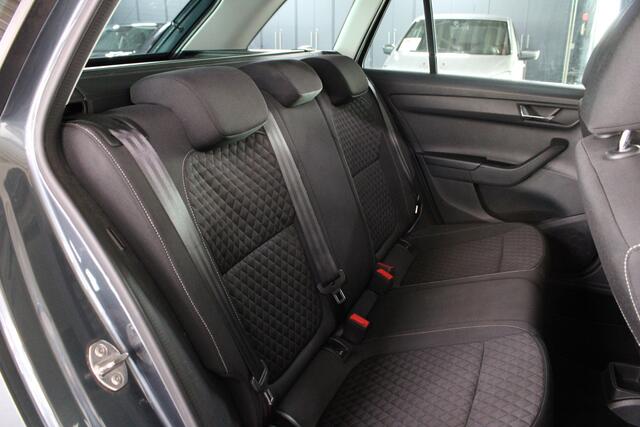 Skoda FABIA Combi 1.0 TSI Drive / Navigatie / Parkeersensoren /
