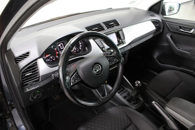 Skoda FABIA Combi 1.0 TSI Drive / Navigatie / Parkeersensoren /