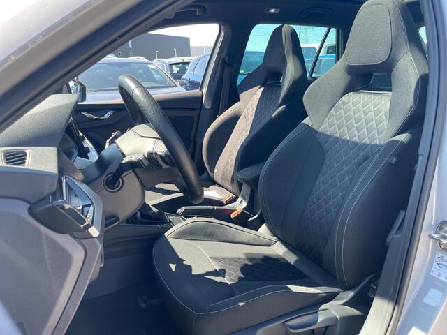 Skoda Kamiq 1.5 TSI ACT Sport Automaat Camera Panodak Alcantara Sportstoelen Carplay