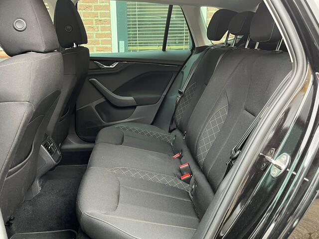 Skoda Kamiq 1.5 TSI ACT 150pk Sport Business. Elektr Klep, Led Koplampen, Clima, Cruise, Stoelverw