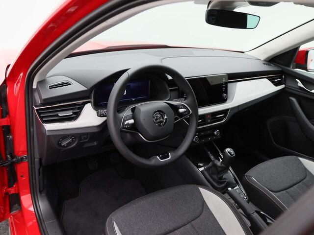 Skoda Kamiq Business Edition | 1.0 TSI 115pk | Achteruitrijcamera | Elektrische achterklep | Apple carplay & Android auto | Climatronic