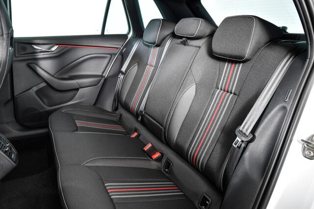 Skoda Kamiq 1.5 TSI 150 PK Monte Carlo - DSG Automaat | Pano | Dig. Cockpit | Adapt. Cruise | Stoelverw. | Camera | PDC | NAV + App. Connect | ECC | LED | LM 18" | 3771