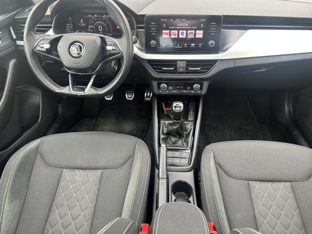 Skoda Kamiq 1.5 TSI ACT 150 PK Sport Business * Panoramadak * Virtueel Dashboard * Led * Navi Apple Car Play *