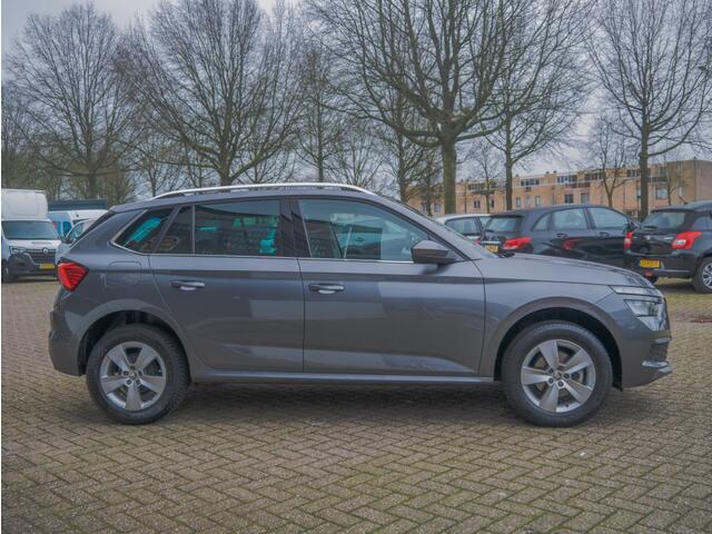 Skoda Kamiq 1.0 TSI Ambition Automaat met Hoge instap. Navigatie