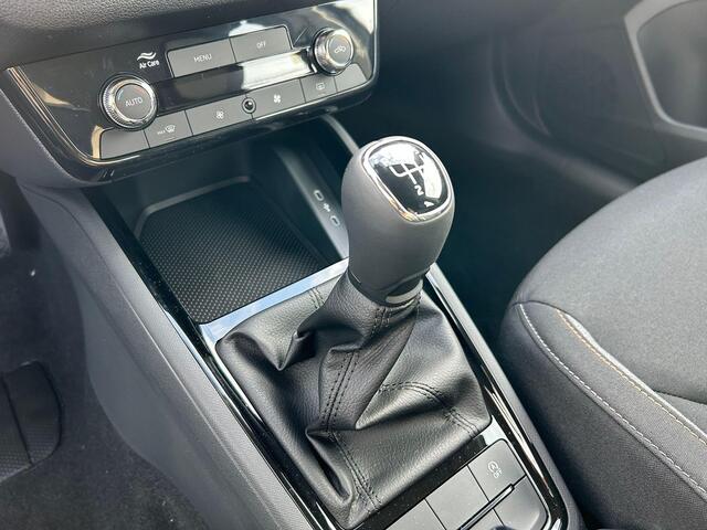 Skoda Kamiq Selection 1.0 TSI 85 kW / 115 PK SUV 6 versn. Hand | Black magic | wegklapbare trekhaak | Private lease deal ¤395,- |