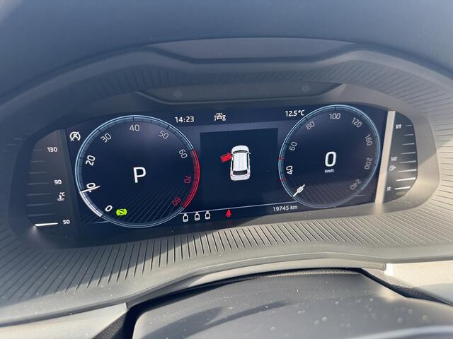 Skoda Kamiq 1.0 TSI Ambition DSG 110 PK | Apple carplay/Android Auto | Camera | Climatronic | Cruise control |